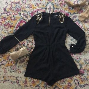 TOP CHIC BLACK LONG SLEEVED ROMPER